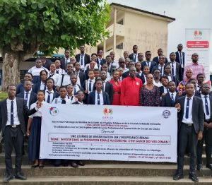Côte d’Ivoire-AIP/ L’ONG Groupe Santé Rénale sensibilise élèves et enseignants du Lycée professionnel commercial de Cocody