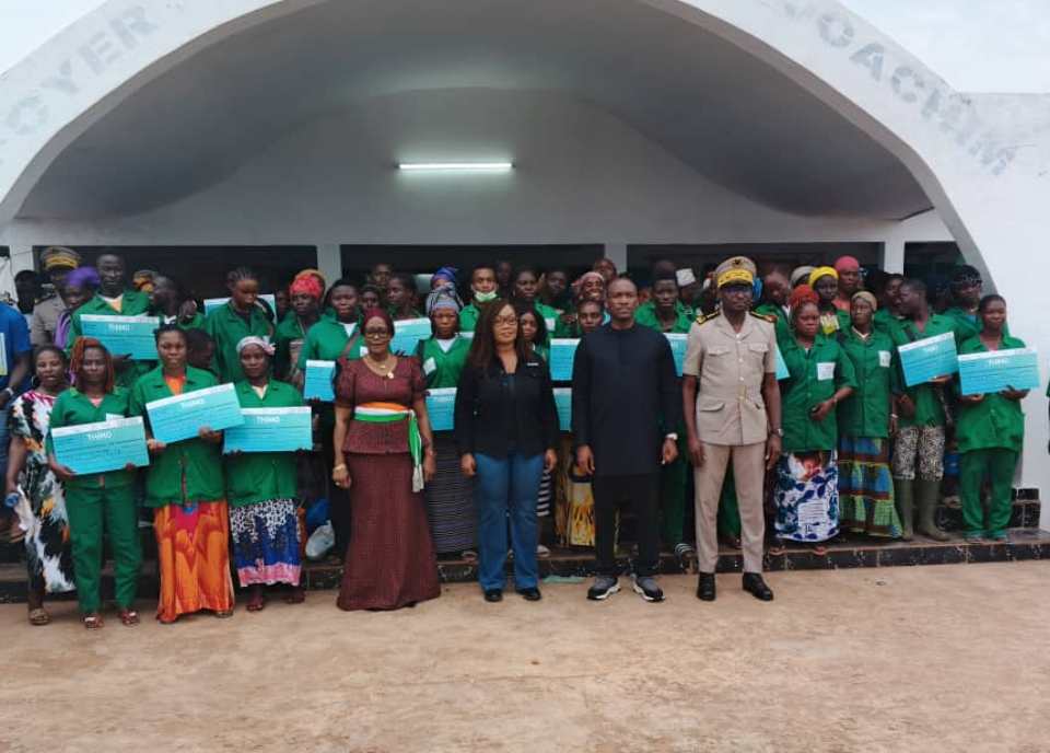 Côte d’Ivoire-AIP / Programme THIMO à Guibéroua : 177 jeunes reçoivent leurs chèques de fin de travaux
