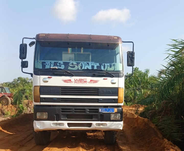 Côte d'Ivoire-AIP/ Une fillette de deux ans mortellement percutée par un camion de ramassage de sable à Bonoua