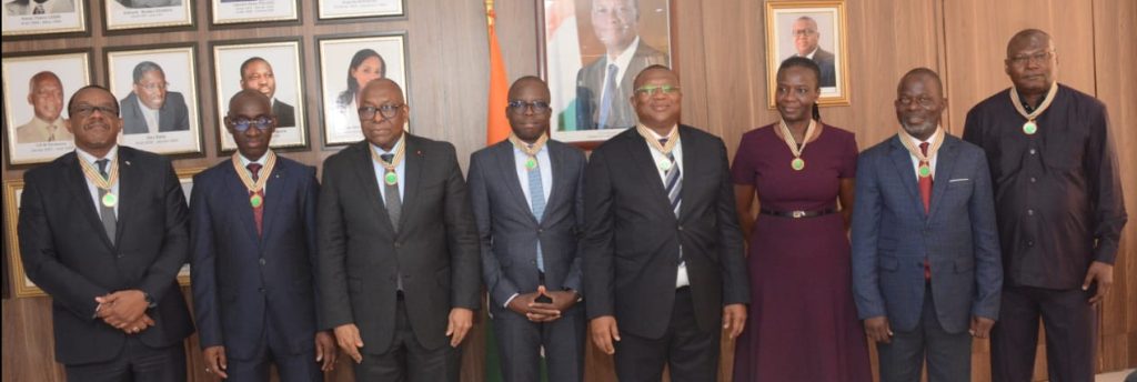 Côte d’Ivoire-AIP/Le chef de cabinet du ministère de la Communication, Yéo Brahima élevé au grade de commandeur dans l’Ordre du mérite