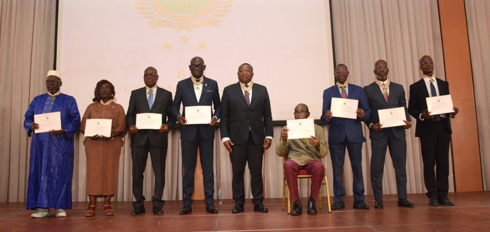 Côte d’Ivoire-AIP/ Ordre du mérite de la communication: Amadou Coulibaly salue l’excellence et la résilience des acteurs du secteur