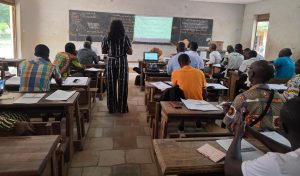 Côte d'Ivoire - AIP/ Les commissaires CEI de M'Bahiakro formés au mode opératoire du scrutin législatif du 27 décembre 