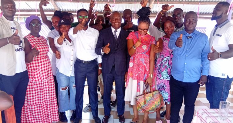 Côte d’Ivoire – AIP/ Législatives 2025: Les candidats multiplient les rencontres avec les communautés et groupements professionnelles à M’Bahiakro