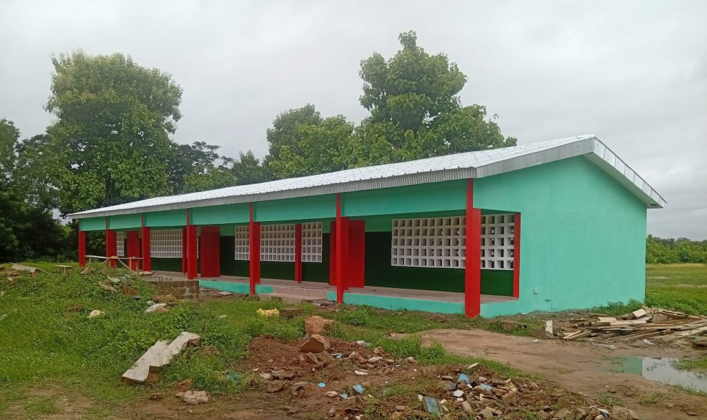 Côte d'Ivoire - AIP/ Le lycée moderne de M'Bahiakro attend la livraison d'un bâtiment construit par le conseil régional