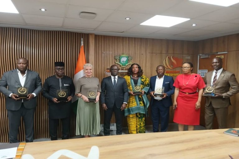 Côte d’Ivoire-AIP/ Prix national d’excellence 2025: des lauréats du secteur du tourisme reçoivent leur distinction