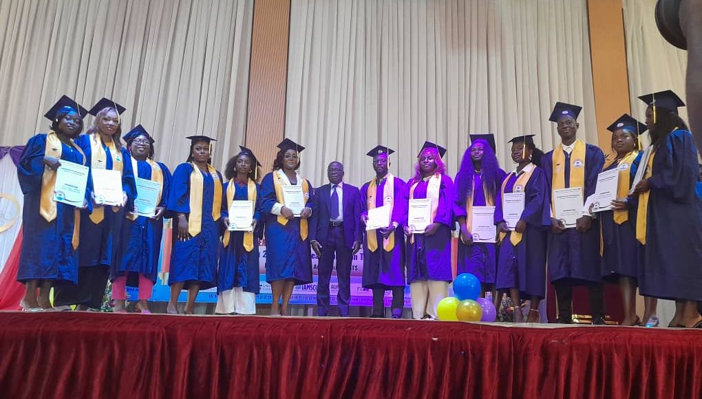 Côte d’Ivoire - AIP/ L'université méthodiste célèbre la diplomation de 973 étudiants