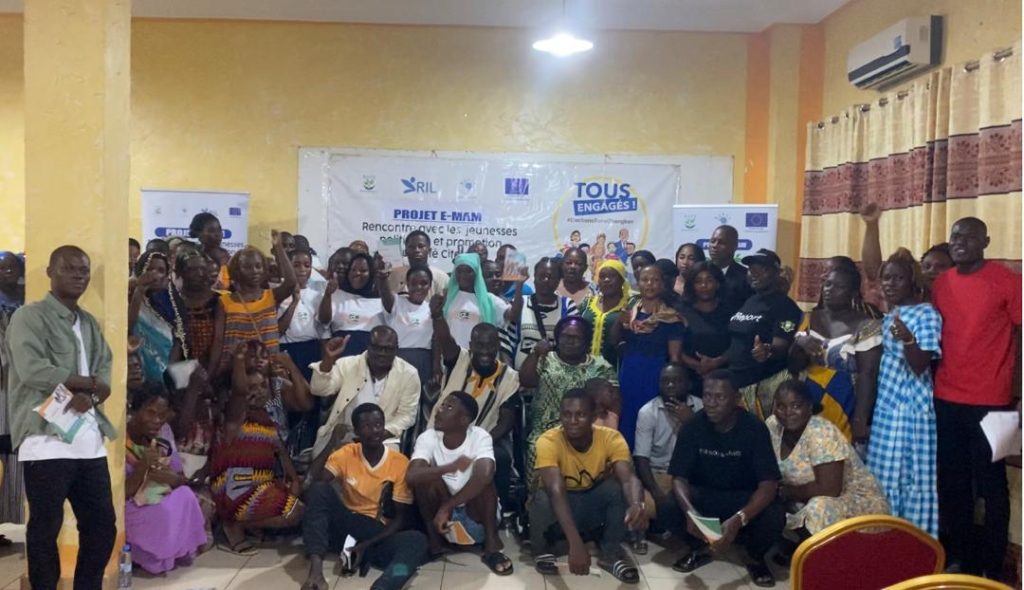 Côte d’Ivoire-AIP / Des jeunes signent une charte de bonne conduite pour des élections apaisées à Bonoua