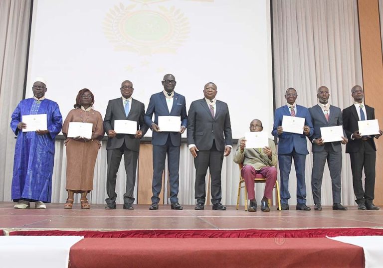 Côte d’Ivoire-AIP/ Ordre du mérite de la communication: Amadou Coulibaly salue l’excellence et la résilience des acteurs du secteur