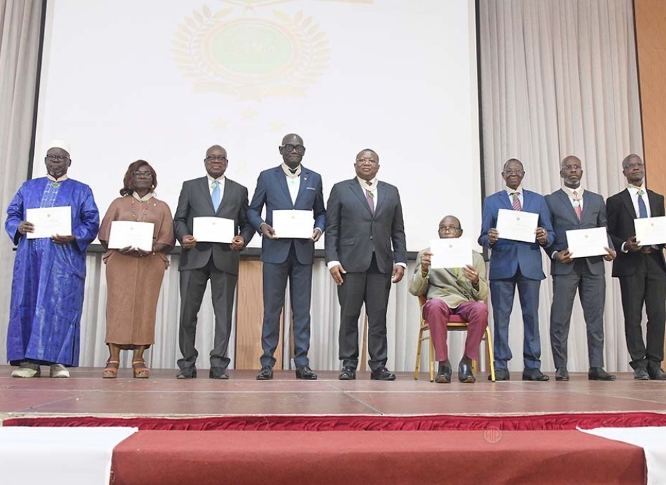 WhatsApp Image 2025-12-18 at 10.02.29 (4)