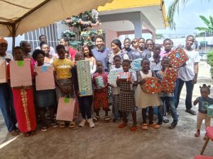 Côte d’Ivoire–AIP/ Social : un partenaire renouvelle son soutien à l’orphelinat Enfance meurtrie sans Frontières de Grand-Bassam
