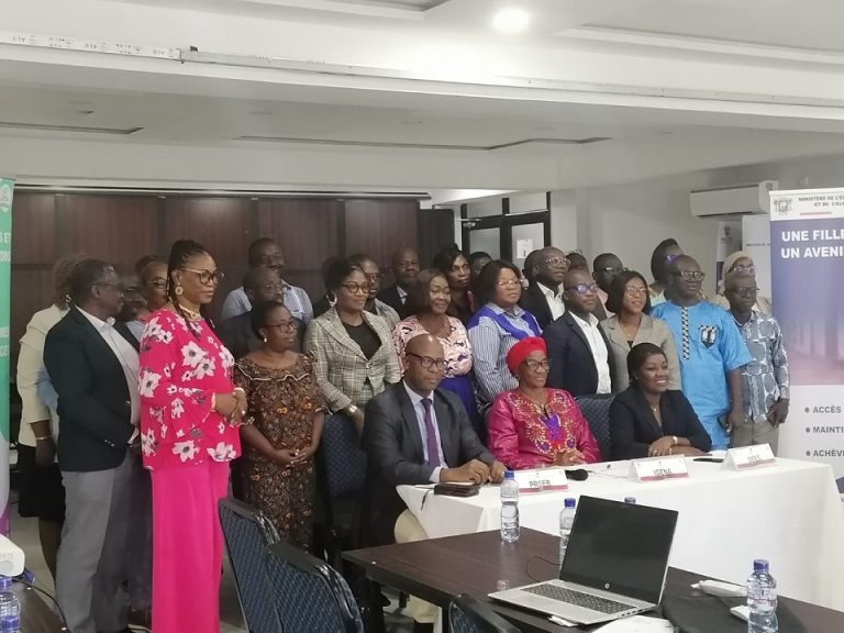 Côte d’Ivoire-AIP/ Le ministère de l’Éducation valide le déploiement à grande échelle d’un programme d’appui à la rétention des filles au collège