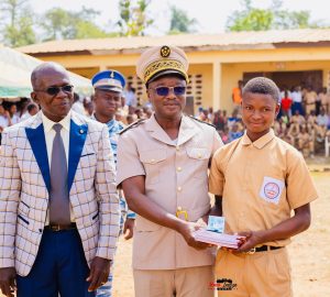 Côte d’Ivoire-AIP/ Les meilleurs élèves du lycée municipal de Sandégué récompensés
