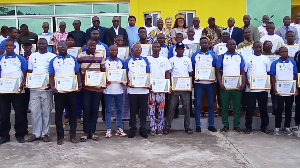 Côte d’Ivoire-AIP/ Une coopérative agricole de riz de Tiassalé distingue ses meilleurs producteurs