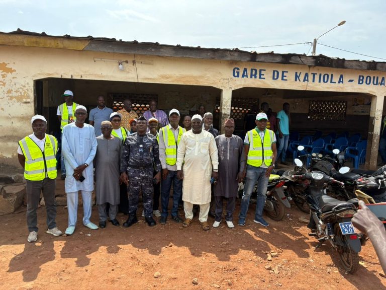 Côte d’Ivoire-AIP/Fêtes de fin d’année: la direction régionale des Transports sensibilise les usagers de Katiola sur le code de la route