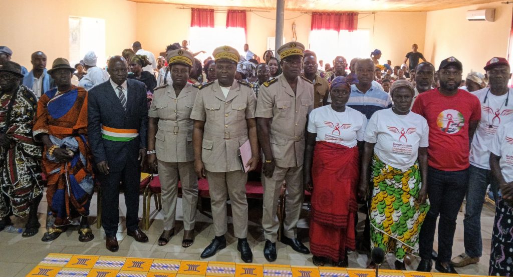 Côte d'Ivoire – AIP / Le FNLS renforce les capacités des populations de Prikro sur le port correct du préservatif 