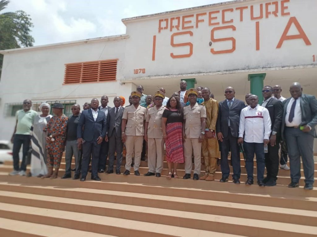 Côte d’Ivoire–AIP /Des directeurs et chefs de service d’Issia admis à la retraite honorés