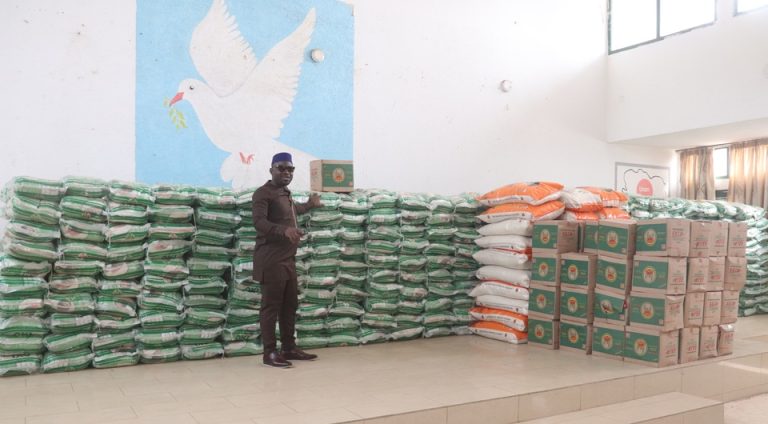 Côte d’Ivoire-AIP/ Le maire de Bondoukou offre 20 T de vivres aux populations pour le carême et le jeûne