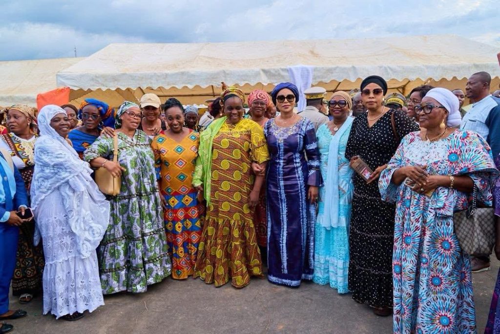 Côte d’Ivoire-AIP/ Toumodi: 2 000 femmes autour de Nassénéba Touré et Raymonde Goudou