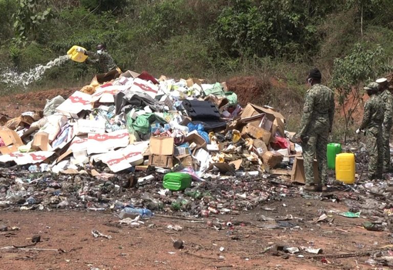 Côte d’Ivoire – AIP / La Douane appelle au respect de la loi sur les produits prohibés après l’incinération de 5 tonnes de drogues à Daloa