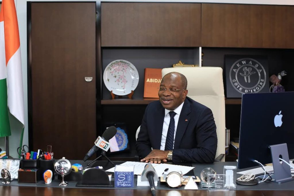 Côte d’Ivoire-AIP/ Le ministre du Tourisme appelle les guides à s’approprier le numérique et l’intelligence artificielle