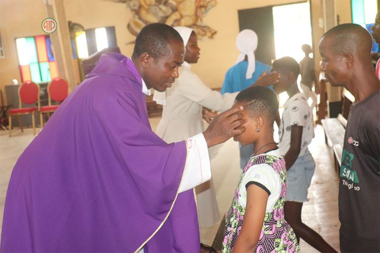 Côte d’Ivoire-AIP/Carême 2026: les fidèles de Sainte Thérèse de Man appelés à mettre en pratique la parole