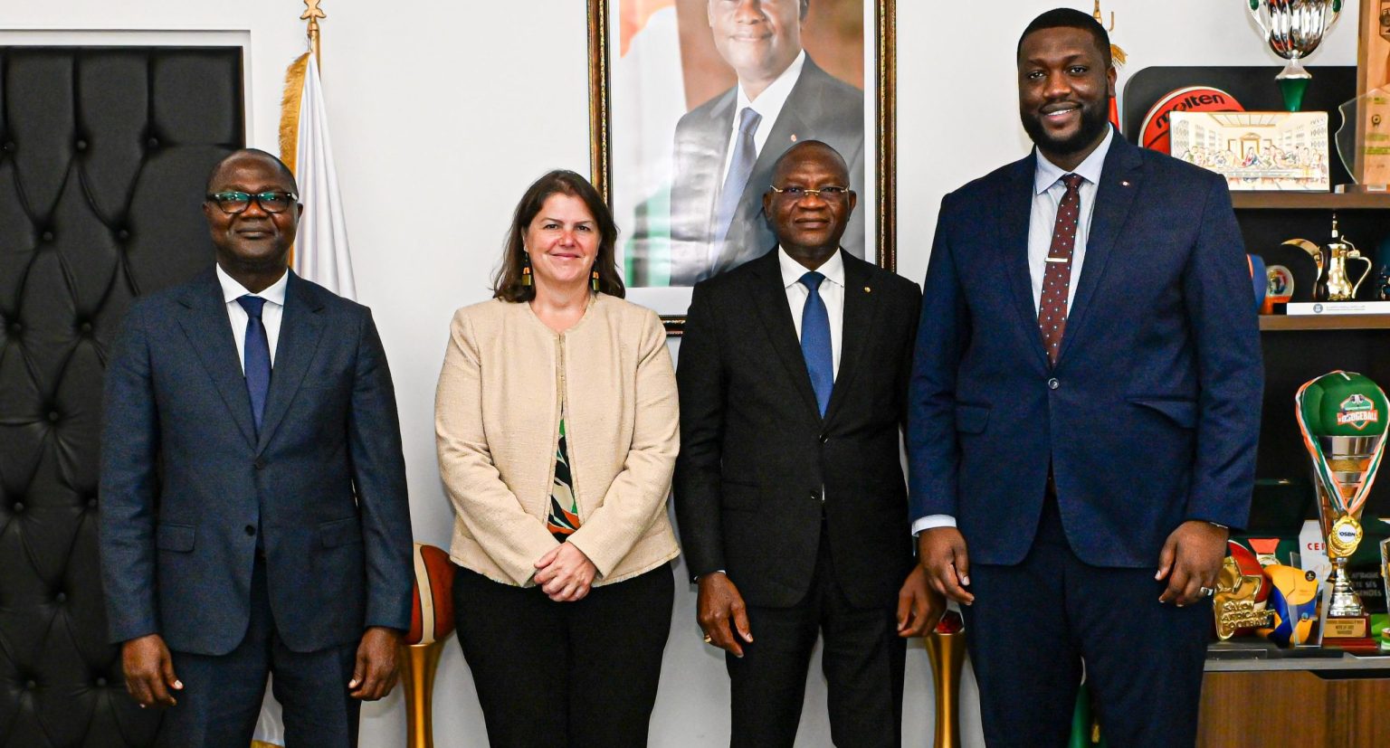 AIP/ Coupe du monde 2026 : le ministre Silas Metch échange sur les perspectives de collaboration entre la Côte d’Ivoire et le Canada
