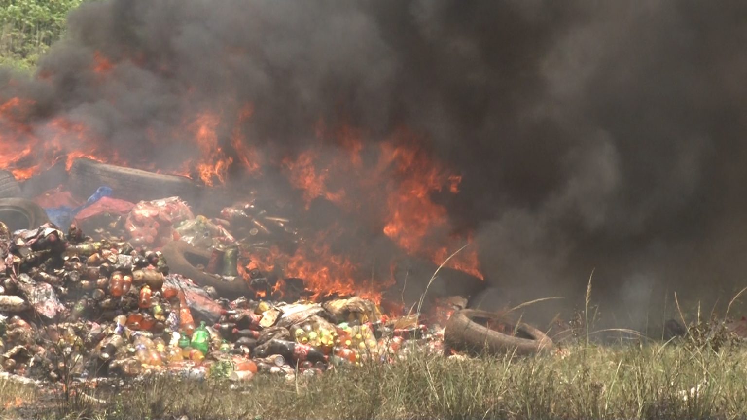 Côte d’Ivoire-AIP/Plus de 12 tonnes de produits avariés incinérées à Aboisso