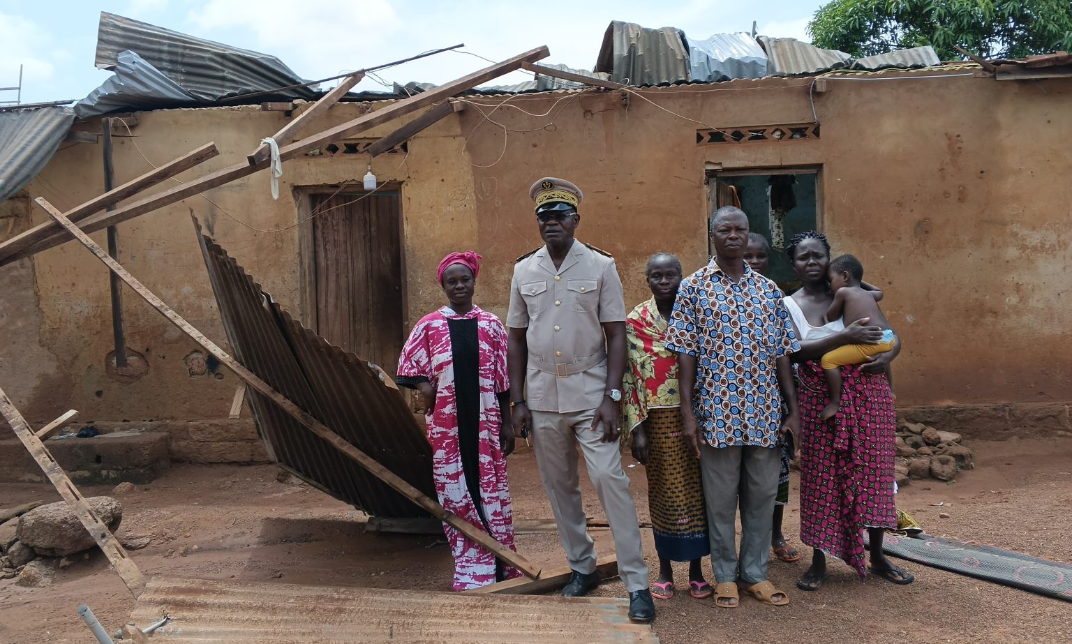 Côte d’Ivoire-AIP/ Les autorités expriment leur soutien aux populations sinistrées d’une tornade à Prikro