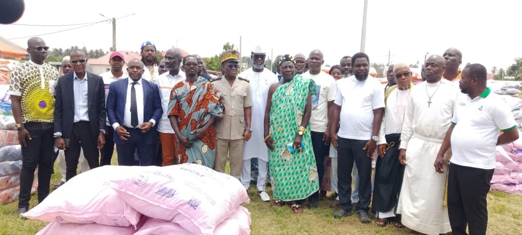 Côte d’Ivoire-AIP /Des dons du Président Ouattara aux communautés religieuses pendant le Ramadan et le Carême à Tiapoum