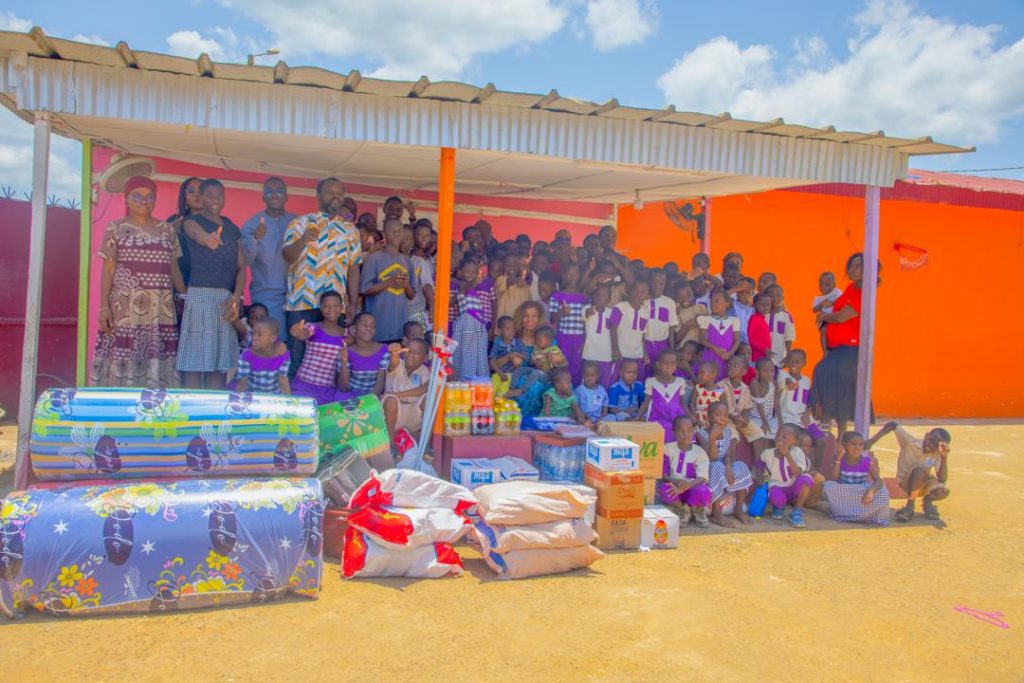 Côte d’Ivoire-AIP/ La BHCI renforce son engagement social à travers une « Caravane du partage »