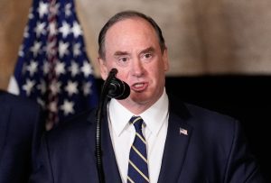 Côte d’Ivoire-AIP/Inter/ États-Unis: le Pentagone annonce le départ du plus haut responsable civil de la Marine américaine