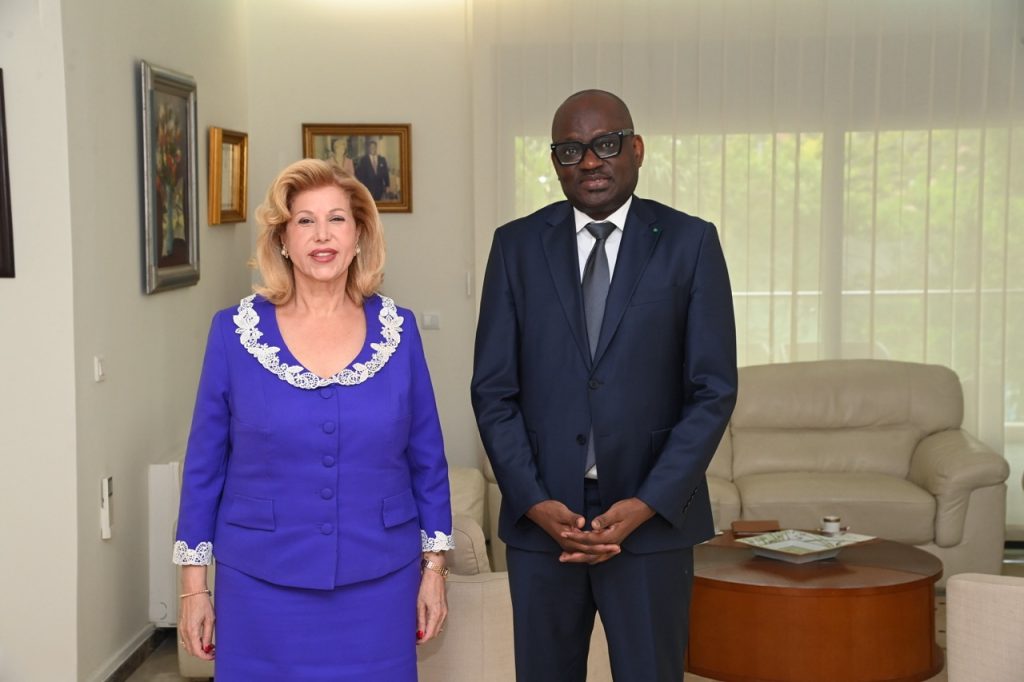AIP/ Audience à Cocody : Dominique Ouattara salue l’excellence des relations ivoiro-sénégalaises