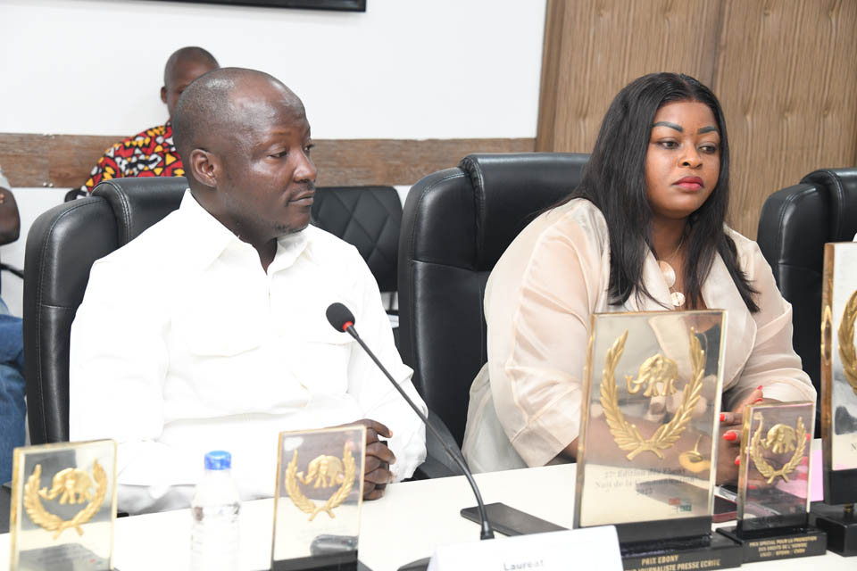 Prix-FAAPA-EBONY-MIN-COM10