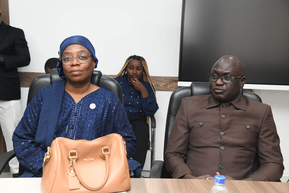 Prix-FAAPA-EBONY-MIN-COM2