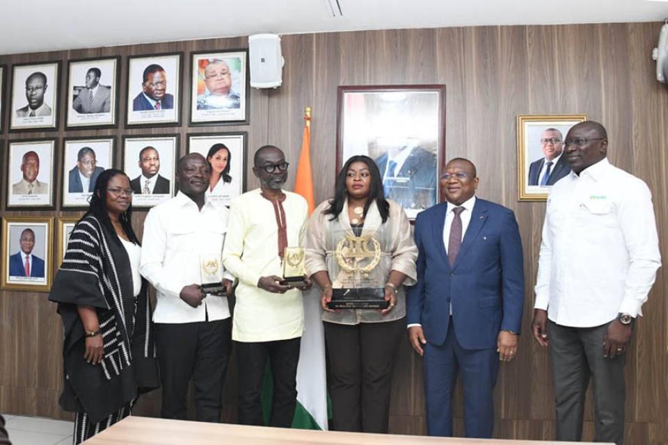 Prix-FAAPA-EBONY-MIN-COM21