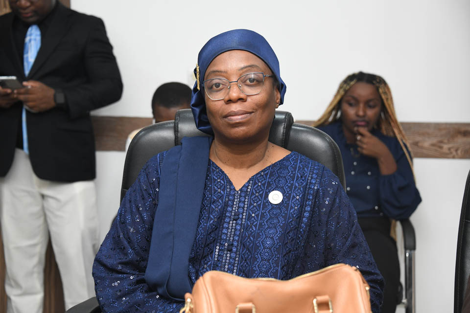 Prix-FAAPA-EBONY-MIN-COM3