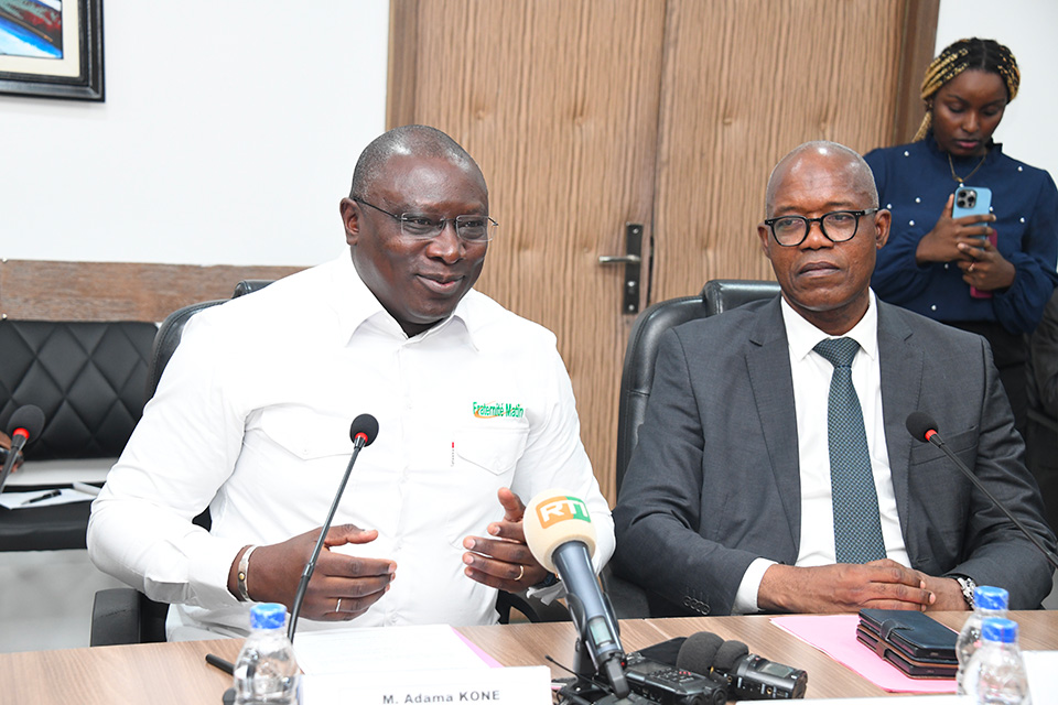 Prix-FAAPA_EBONY-Min-com-11