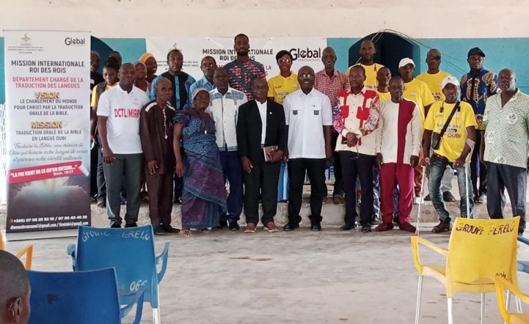 Côte d’Ivoire-AIP/ Taï : une église lance la traduction orale de la Bible en langue Oubi pour rapprocher les fidèles du message biblique