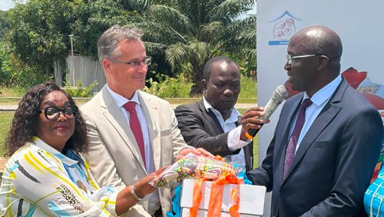 Côte d’Ivoire-AIP/Deux unités de « soins mère kangourou » inaugurées pour sauver les nouveau-nés à Tiassalé et à Bodo