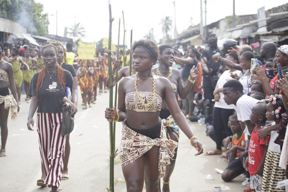 popo-carnaval-de-Bonoua21