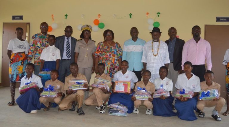 Côte d’Ivoire-AIP/ Le collège moderne de Lolobo récompense 14 élèves lors de sa première célébration de l’excellence