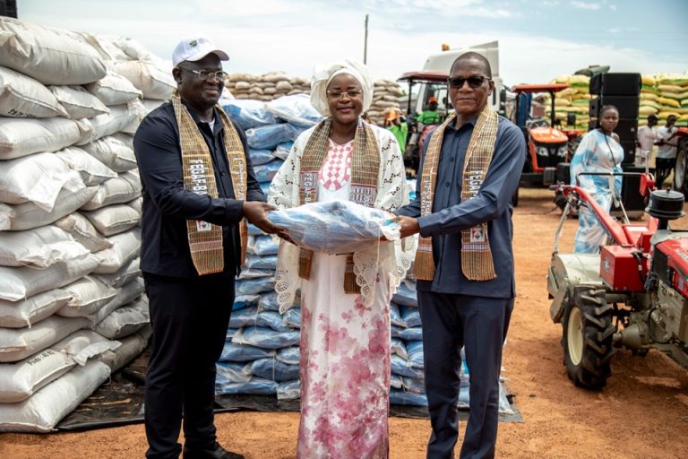 Côte d’Ivoire-AIP / Le gouvernement renforce les capacités des femmes rurales de la Bagoué pour soutenir la souveraineté alimentaire