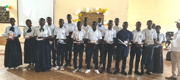 Côte d’Ivoire-AIP/ Le lycée technique de Bouaké célèbre l’excellence et récompense les meilleurs élèves