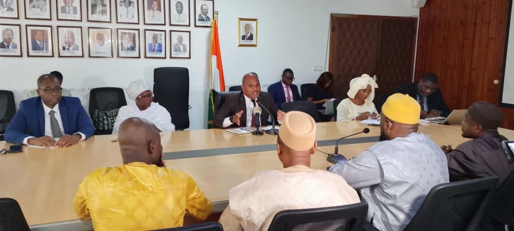 Côte d’Ivoire-AIP/ Tabaski 2026: face aux difficultés d’importation, le gouvernement exhorte les fidèles à s’offrir des béliers locaux
