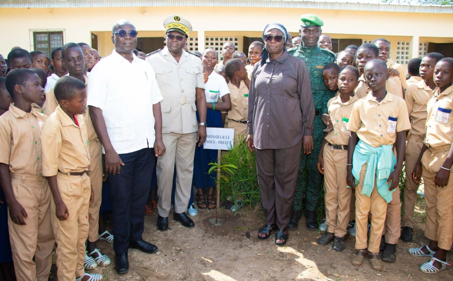 Côte d’Ivoire – AIP / Les élèves du collège moderne de Nofou invités à être ‘’des agents de protection des arbres’’