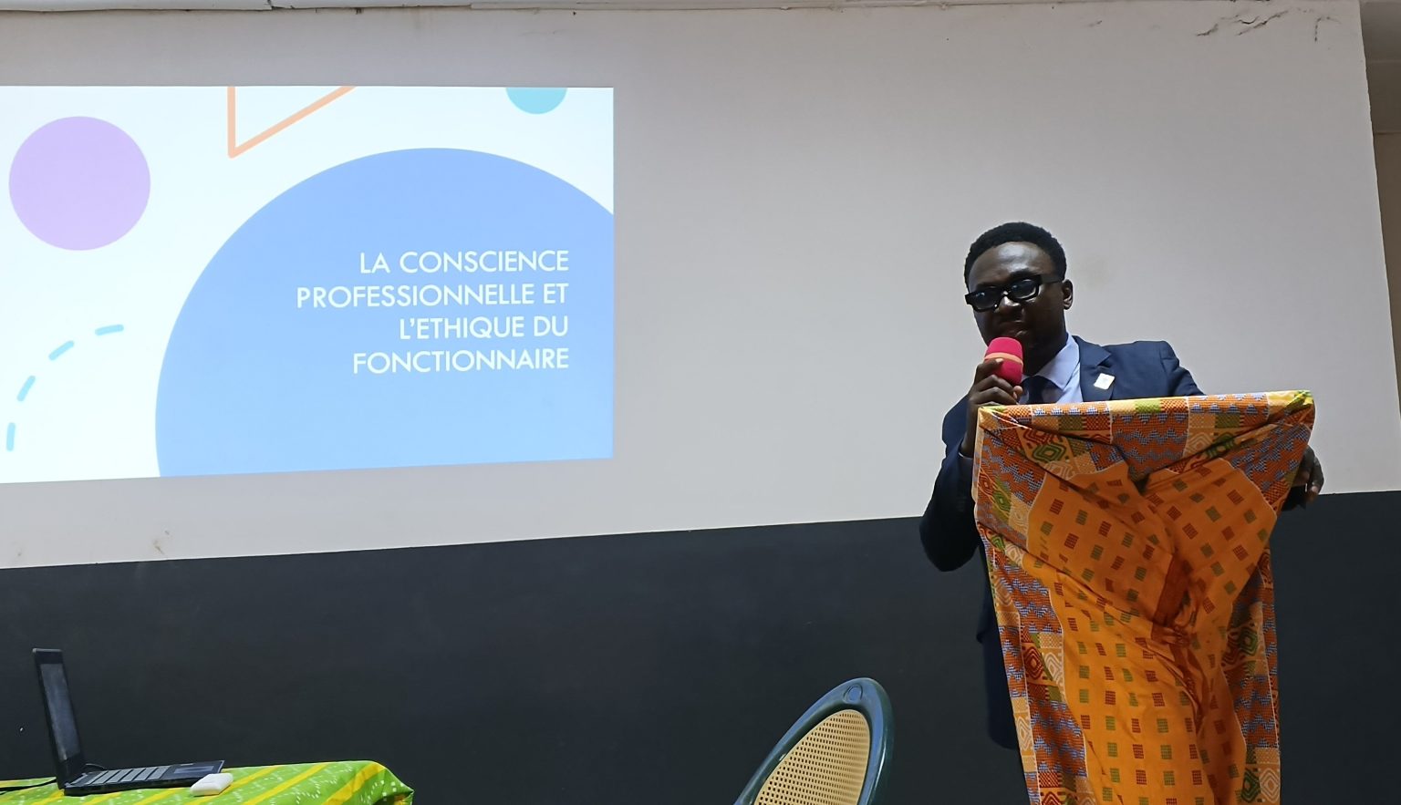 Côte d’Ivoire-AIP/ Les fonctionnaires et agents de l’IEPP de Prikro renforcent leurs capacités sur la conscience professionnelle et l’éthique