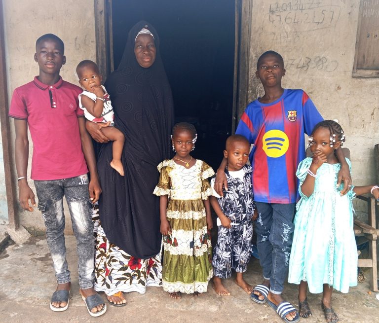 Côte d’Ivoire-AIP/ Tabaski 2026 à Guiglo : une veuve malvoyante de neuf enfants à charge lance un appel à l’aide pour relancer son commerce
