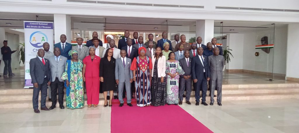 Côte d’Ivoire-AIP/ Droits de l’homme : les parlementaires outillés sur la responsabilité des entreprises et le suivi de l’EPU