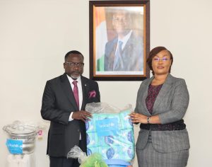 Côte d’Ivoire-AIP/ L’UNICEF offre des équipements de 44 millions FCFA aux familles déguerpies