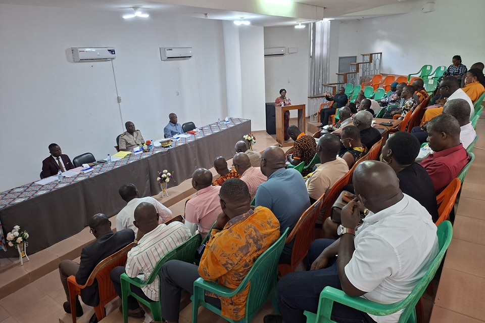 Côte d’Ivoire-AIP/ Lutte contre l’analphabétisme : une plateforme intersectorielle d'action installée à Issia